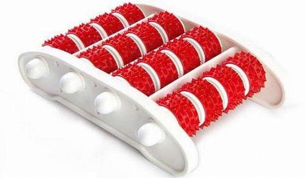 Игольчатый массажер для ног Синдром беспокойных ног не любит холод