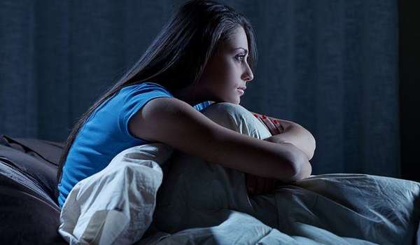 Бессонница из-за синдрома беспокойных ног Беспокойные ноги - синдром с мурашками